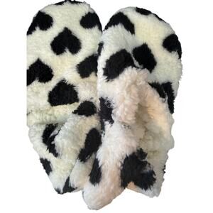#71 FLASH SALE Heart Cozy Slipper Socks with Grippers*Size M/L (8-10)